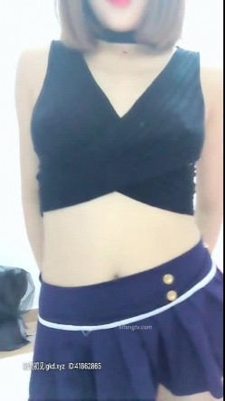 超可爱的女孩 ️-，眼神水汪汪 ，随音乐而嗨：我来姨妈了，不要看啦，给你看姨妈巾好了，怎么抖这样吗，啊~摁啊~叫床好听！ 截图5