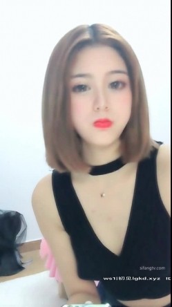 超可爱的女孩 ️-，眼神水汪汪 ，随音乐而嗨：我来姨妈了，不要看啦，给你看姨妈巾好了，怎么抖这样吗，啊~摁啊~叫床好听！ 截图7