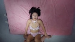 老渣男探花 为国挣光扒腿爆操明星颜值日本留学生享受她的跪舔式服务 截图12