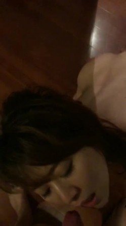在上海的日本母狗，不好好吃鸡，就赏她耳光！ 截图7