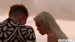 Vixen - Ashby Winter - Blonde Temptress Ashby Seduces Married Man (06.02.2026) rq.mp4 截图11