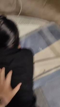 推特极品人形小母狗【Cc重制版】绝版福利，花式调教露出肛塞口交M腿狗链吃烟灰喝尿 截图10