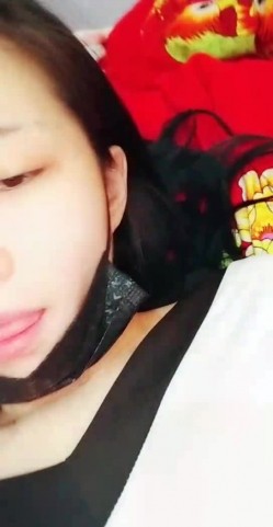 毛毛比较多身材不错美乳新人女主播 性感漏奶情趣装自摸抠逼秀 很是诱惑喜欢不要错过 截图4