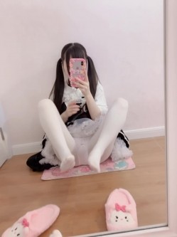 ️双马尾纯情小可爱 ️奶油肌肤纯欲系美少女〖蔡小熊〗表面乖巧的萌妹子背地里是个小骚货 大长腿少女清纯与风骚并存 截图1