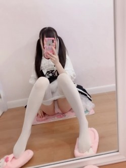 ️双马尾纯情小可爱 ️奶油肌肤纯欲系美少女〖蔡小熊〗表面乖巧的萌妹子背地里是个小骚货 大长腿少女清纯与风骚并存 截图9