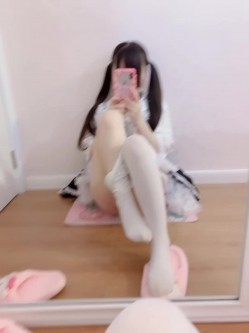 ️双马尾纯情小可爱 ️奶油肌肤纯欲系美少女〖蔡小熊〗表面乖巧的萌妹子背地里是个小骚货 大长腿少女清纯与风骚并存 截图16