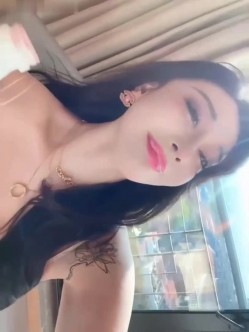 巨乳肥臀女神【芷仪g宝】自慰啪啪露出,H罩杯顶级豪乳 截图11