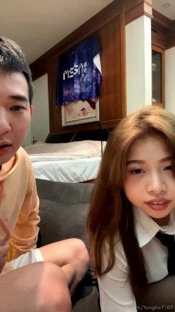 泡良大神性爱救火队「Xinyimark 」OF日常约炮露脸私拍 众多良家学生模特网红拜倒在炮王牛仔裤下 截图4