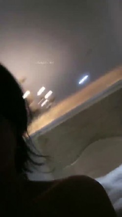 正宗邻家女神！超级漂亮~【小白甜甜】，道具自慰！爽，纯天然素颜，无添加的美，闺房里淫荡的一面，让人心动不已 截图7