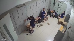 舞蹈班《监控破解》偷拍多位美女学员后台换衣服 截图6