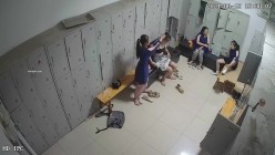 舞蹈班《监控破解》偷拍多位美女学员后台换衣服 截图9