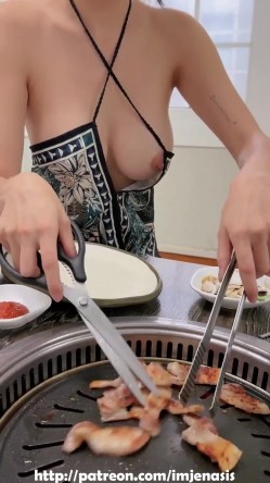 治愈系瑜伽健身网红【imjenasis】订阅 番外特，户外无内露出诱惑勾引 截图4