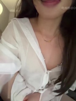 ️反差校花【Yiyi_707P3】兔耳反差校花色情技能拉满兔耳JK足交技术一流 截图5