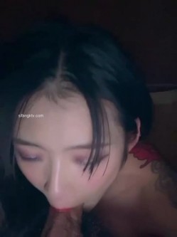近日超多人搜寻的抖音上被称为性感天花板的大网红【赵一菲】私密流出完整全套 截图10