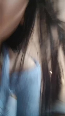 韩系网红女神刚下海！送礼物全裸自慰收费房！从下往上视角揉搓骚穴，掰开看菊花，扭腰摆臀 截图2