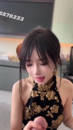 极品反差婊 清纯超高颜值女神Song老师，又骚又淫又欲，能亵玩之岂不爽哉 截图12