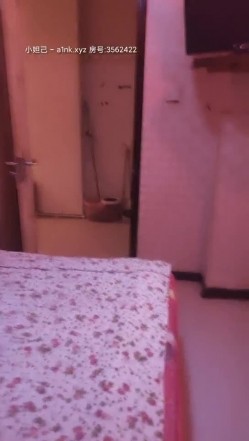 东北小老弟探妓窝 横扫两大鸡窝连续肏了4炮无套内射3位成熟姐姐玩的是真败火啊一个比一个骚活儿好对白淫荡 截图14
