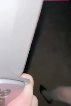 原创大神小姨子的秘密姐夫朋友冒充网约车司机强奸小姨子无套爆插射了满满一屁股 截图4