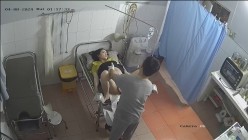 稀有黑客破解医院妇产科监控摄像头完美正面角度高清偷拍几个孕妇 最美年轻孕妇 阴蒂清晰可见 截图2