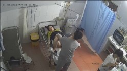稀有黑客破解医院妇产科监控摄像头完美正面角度高清偷拍几个孕妇 最美年轻孕妇 阴蒂清晰可见 截图3
