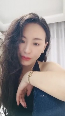 新人御姐！超级漂亮~【大白兔乖乖】啪啪自慰~气质一流！最有气质，最有味道，女神在此你心动了吗？ 截图6