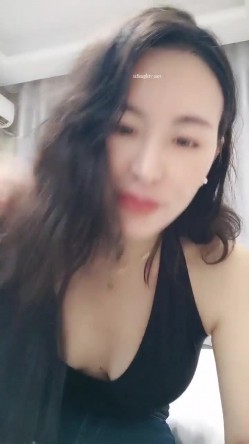 新人御姐！超级漂亮~【大白兔乖乖】啪啪自慰~气质一流！最有气质，最有味道，女神在此你心动了吗？ 截图10