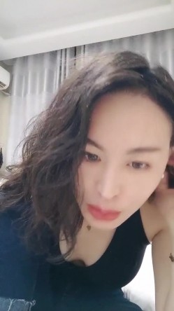 新人御姐！超级漂亮~【大白兔乖乖】啪啪自慰~气质一流！最有气质，最有味道，女神在此你心动了吗？ 截图12