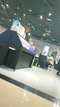 魔手 CD 经典CD合集《撩裙、露毛、靓妹美少妇》性感蕾边黑长裙极品小妹 截图13