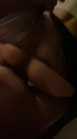 极品颜值性感尤物 穷人操不到的女神 富人的玩物精盆，羡慕大神的钞能力 夜夜做新郎 极品女神随便操！ 截图12