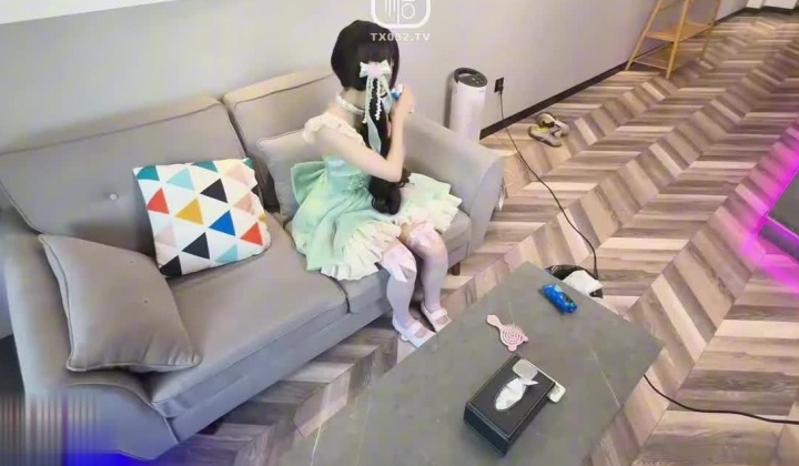 QQ糖小朋友-兄妹乱轮 迷奸反差妹妹 高颜值 好身材 大奶翘臀
