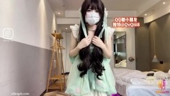 QQ糖小朋友-兄妹乱轮 迷奸反差妹妹 高颜值 好身材 大奶翘臀 截图1