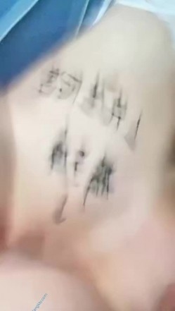 不做女神要做母狗，推特大神【L先生的后宫】明星气质极品圈养母狗日常各种被啪啪内射，淫叫声震耳欲聋的 截图11