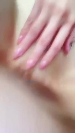 不做女神要做母狗，推特大神【L先生的后宫】明星气质极品圈养母狗日常各种被啪啪内射，淫叫声震耳欲聋的 截图14