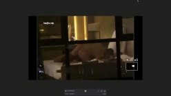 【五星级酒店窗外偷拍】，情人之间的约会，长腿女神被按在凳子上操，入住的都是高质量男女 截图2