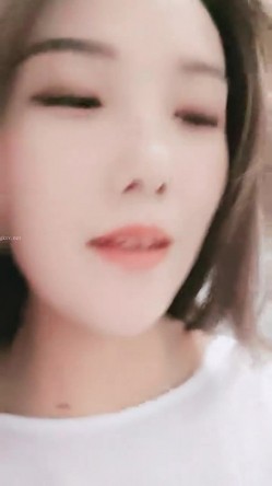 甜美女神，【紫涵姐姐】，约粉吃夜宵，沟通完感情后，开房内射，再去会所聊一聊小哥哥，这娘们真会玩 截图7