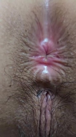 海南大二学妹孙晓晴性爱视频流出 ️多种道具自慰口交深喉无套后入 截图2