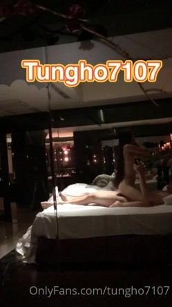 泡良大神性爱救火队「偷妳Tony」OF日常约炮露脸私拍 众多良家学生模特网红拜倒在炮王牛仔裤下 截图14