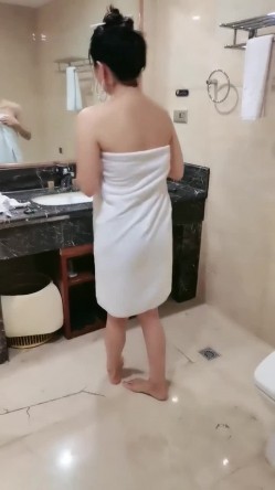 新人！御姐女神被干了~【猫猫老师】疯狂啪啪~爽到爆炸！~酒店开房，淫荡尤物，强烈推荐！ 截图1