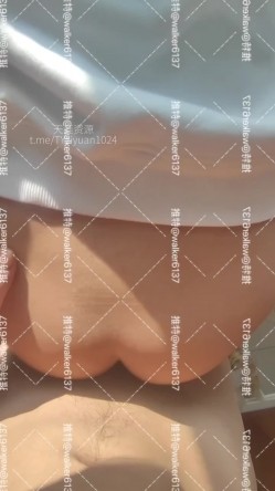 约炮大神【狮子座】最新付费，520人妻竟然在这个特殊的日子里，背着老公出来让别人操，还装深情 截图3