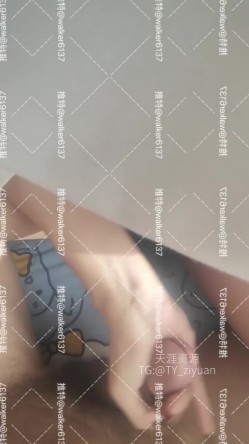 约炮大神【狮子座】最新付费，520人妻竟然在这个特殊的日子里，背着老公出来让别人操，还装深情 截图14