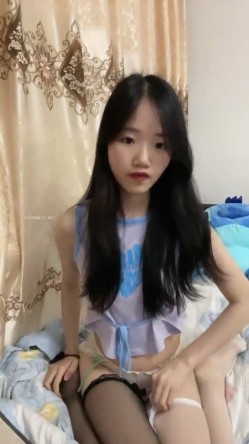 靓妹清纯大学生【汐汐】约猛男无套大战 精子射一身 最喜欢道具按摩小穴 截图1