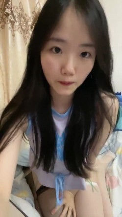 靓妹清纯大学生【汐汐】约猛男无套大战 精子射一身 最喜欢道具按摩小穴 截图10