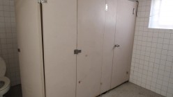 IQQQ-032 声が出せない絶頂授業で10倍濡れる人妻教師 岡江凛 截图3
