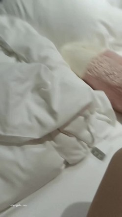 23岁某校花【橙子不甜】卧室复习功课时扣扣逼 --清纯指数五颗星，一眼带你梦回校园时代 截图11