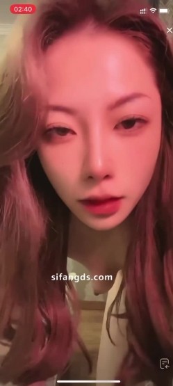 全网独家,抖音28W粉丝网红反差婊「史迪西」,跟榜一万元裸聊自慰玩玩具视频曝光 截图12
