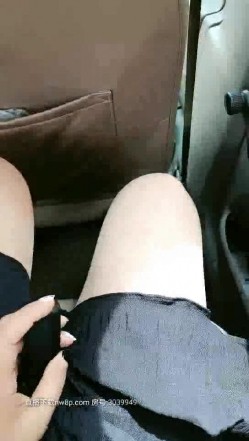 户外勾搭专家〖可可少妇〗勾搭出租车司机车震 没钱付车费肉偿 小逼紧太刺激干一会就射了 截图1