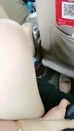户外勾搭专家〖可可少妇〗勾搭出租车司机车震 没钱付车费肉偿 小逼紧太刺激干一会就射了 截图7