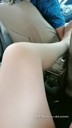 户外勾搭专家〖可可少妇〗勾搭出租车司机车震 没钱付车费肉偿 小逼紧太刺激干一会就射了 截图9