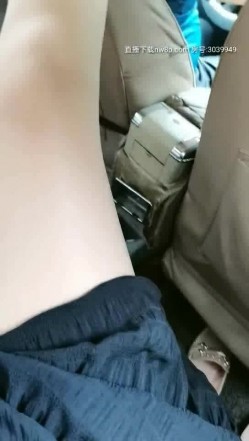 户外勾搭专家〖可可少妇〗勾搭出租车司机车震 没钱付车费肉偿 小逼紧太刺激干一会就射了 截图11