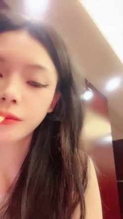 ️神似某明星的【兜兜】女神被干了 超级反差 截图9